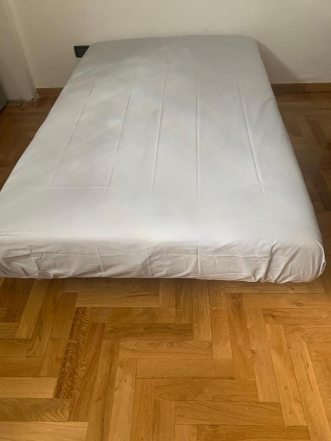New Luxury Apartment, Milan City Center Bagian luar foto